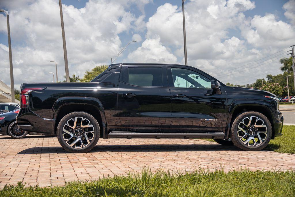 used 2025 Chevrolet Silverado EV car, priced at $69,508