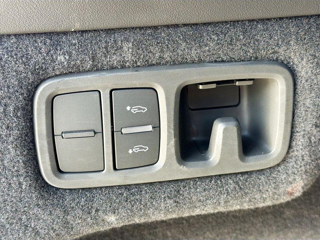 used 2024 Lamborghini Urus car, priced at $262,472