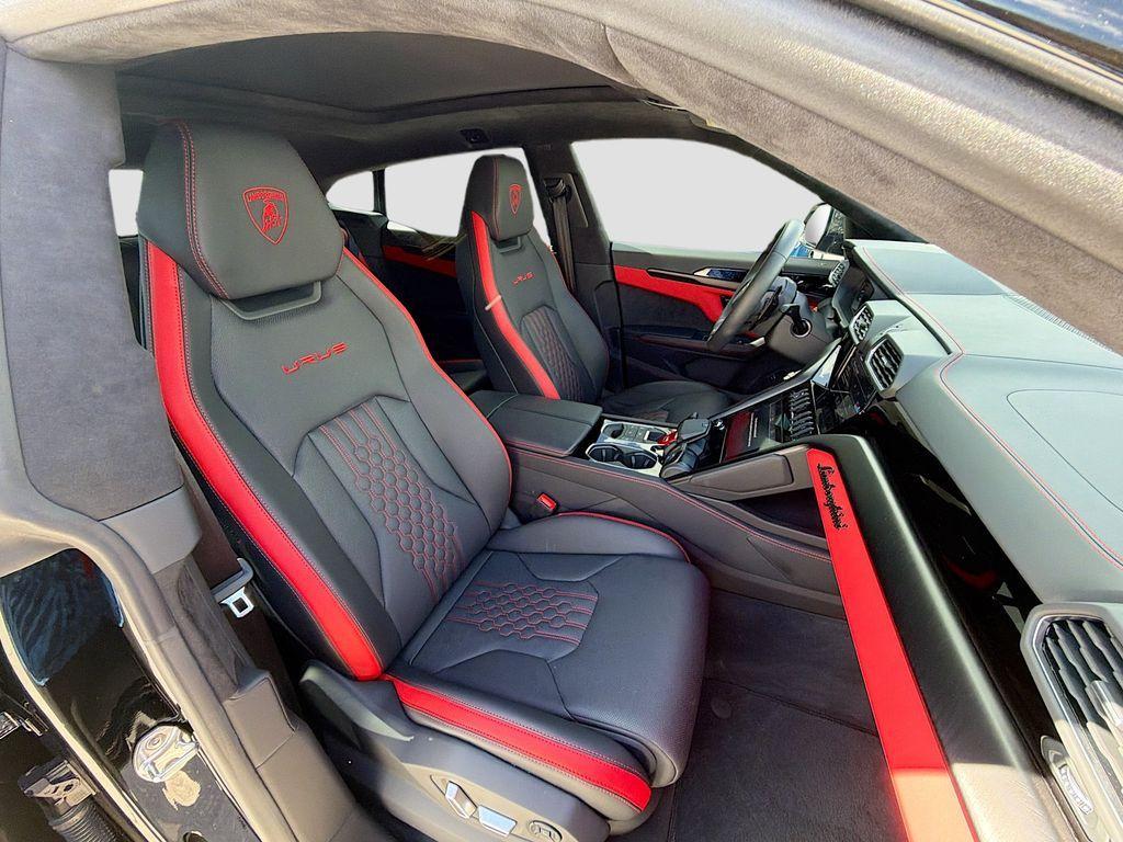 used 2024 Lamborghini Urus car, priced at $262,472