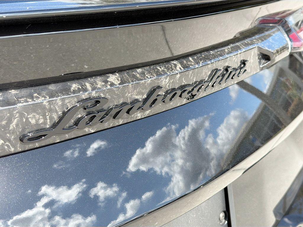 used 2024 Lamborghini Urus car, priced at $262,472
