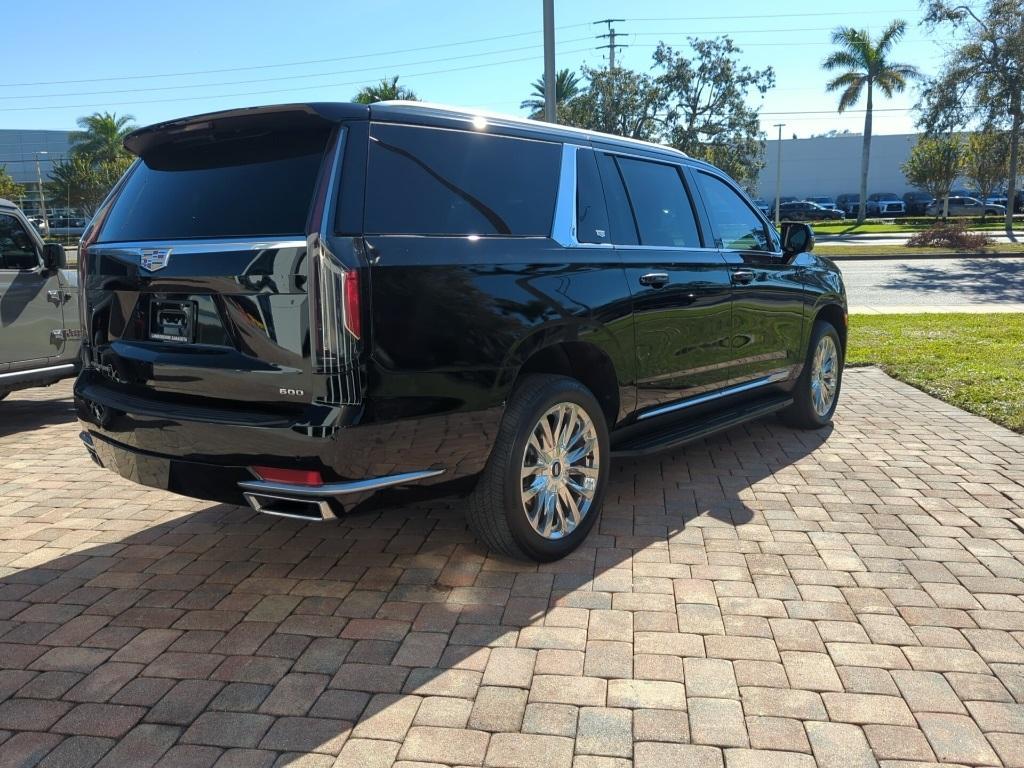 used 2023 Cadillac Escalade ESV car, priced at $72,991