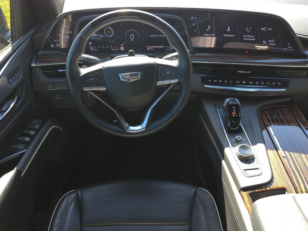 used 2023 Cadillac Escalade ESV car, priced at $72,991