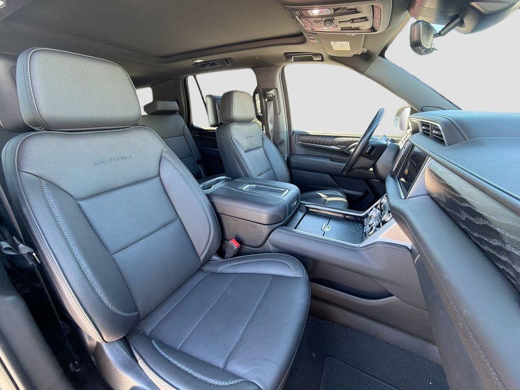 used 2024 GMC Yukon car, priced at $60,497
