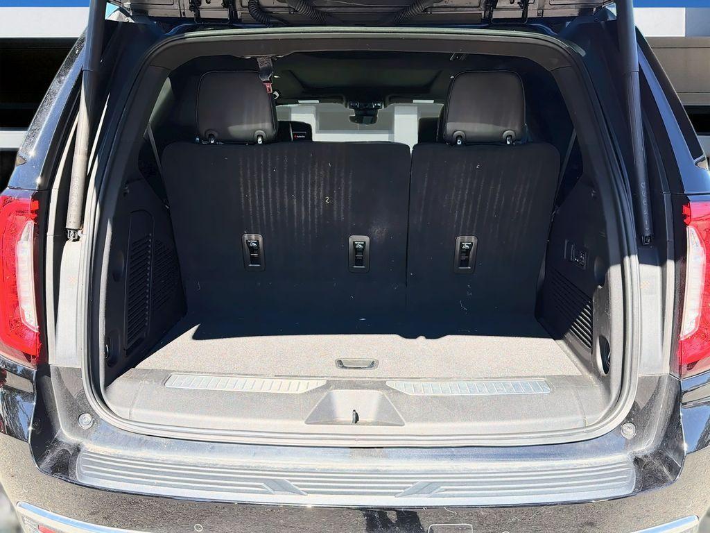 used 2024 GMC Yukon car, priced at $60,497