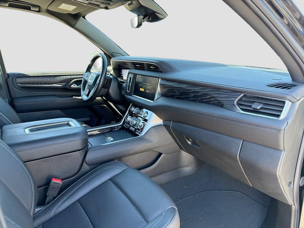 used 2024 GMC Yukon car, priced at $60,497