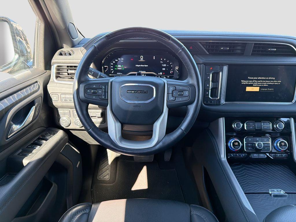 used 2024 GMC Yukon car, priced at $60,497