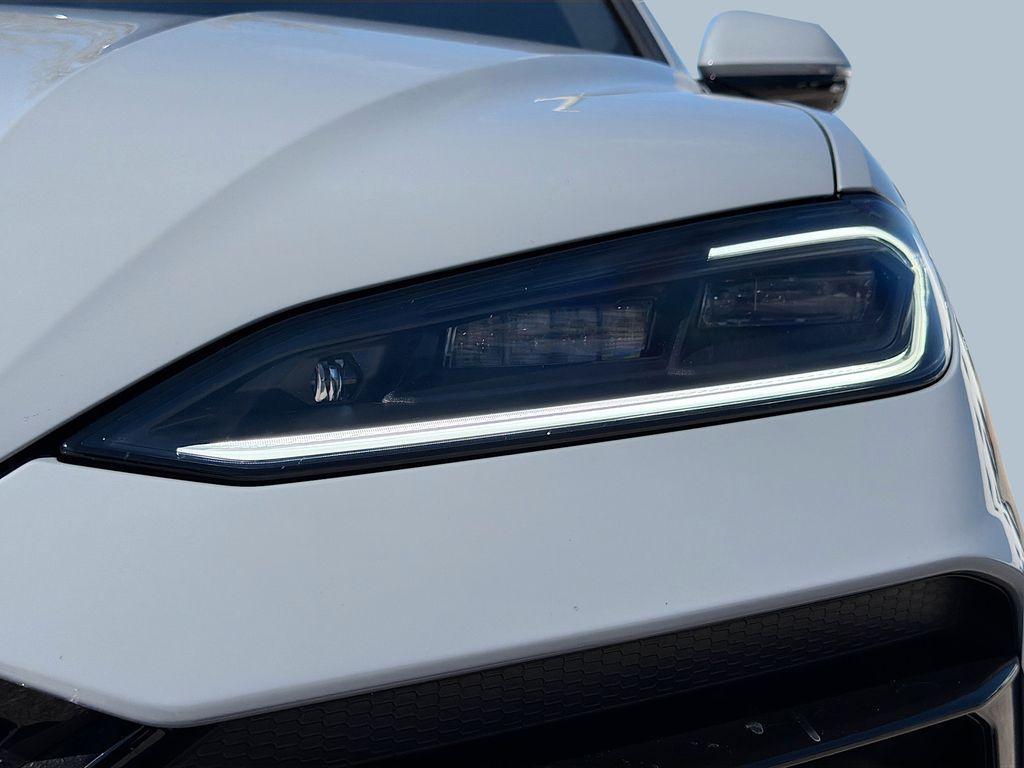 used 2025 Lamborghini Urus car, priced at $319,991