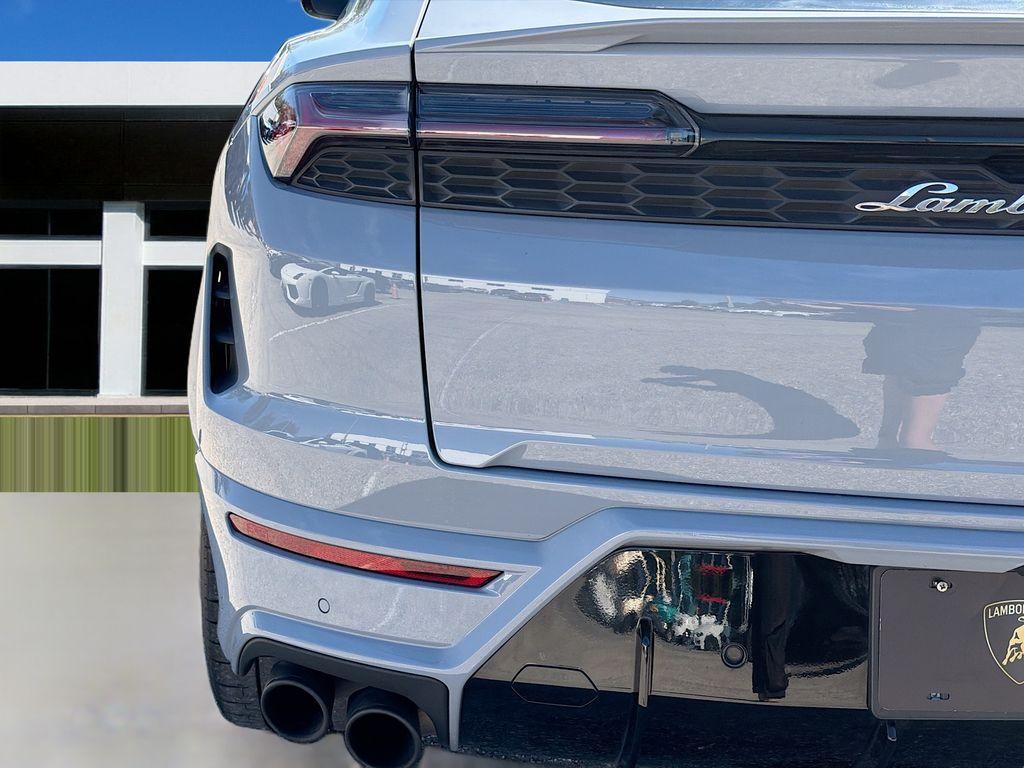 used 2025 Lamborghini Urus car, priced at $319,991