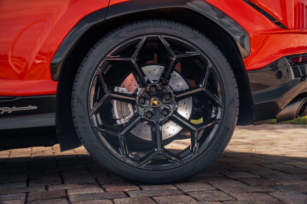 used 2024 Lamborghini Urus car, priced at $303,692