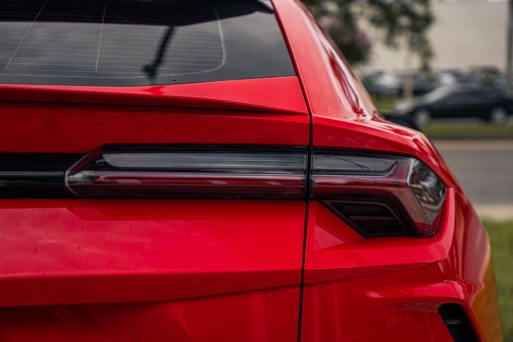 used 2020 Lamborghini Urus car, priced at $200,536