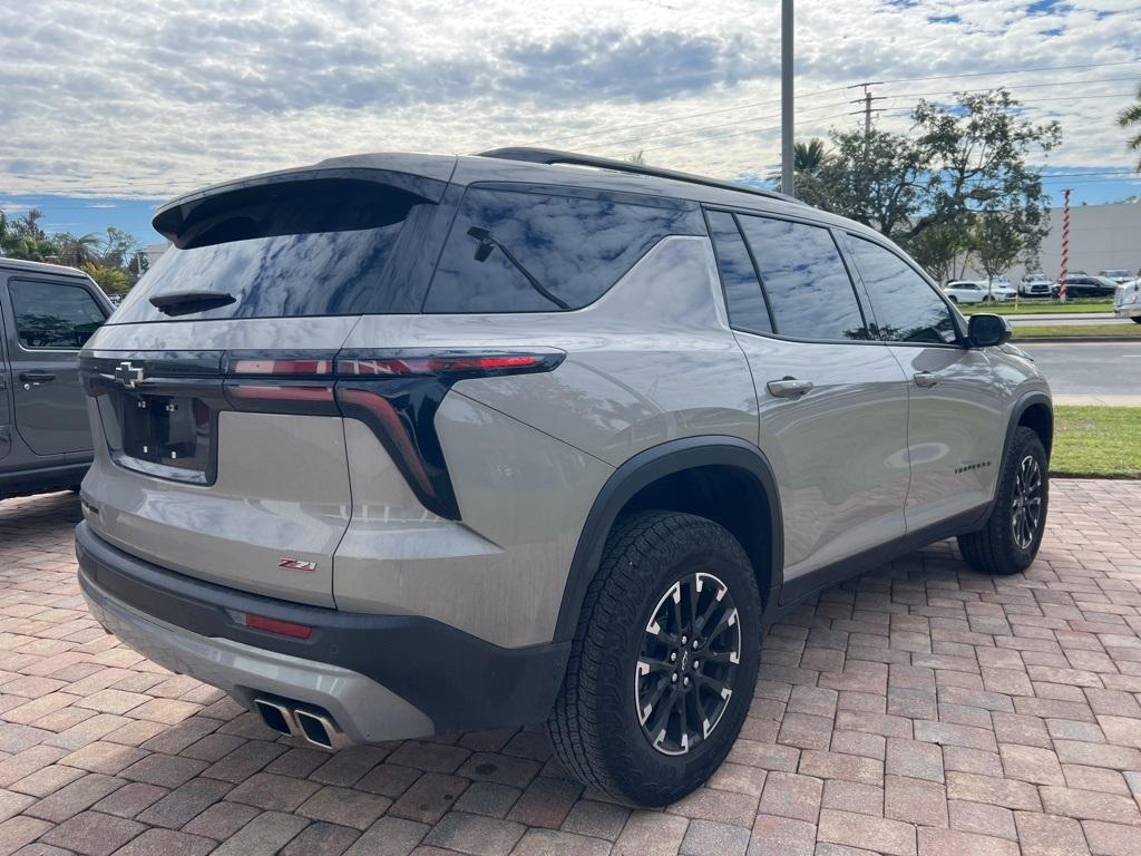 used 2026 Chevrolet Traverse car, priced at $48,492