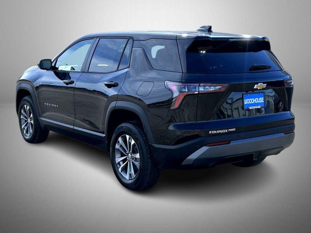 new 2026 Chevrolet Equinox car, priced at $33,094