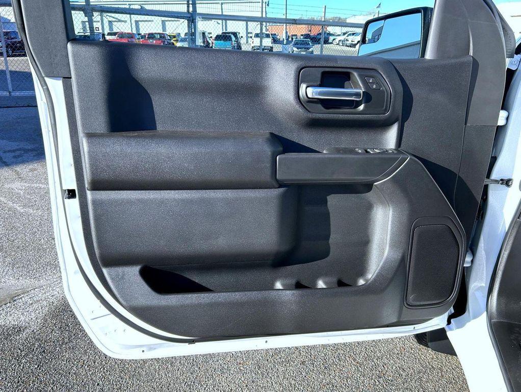 new 2026 Chevrolet Silverado 1500 car, priced at $40,134