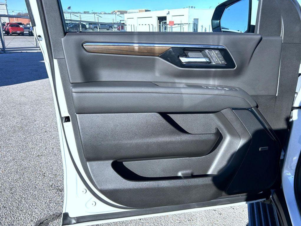 new 2026 Chevrolet Tahoe car, priced at $92,310