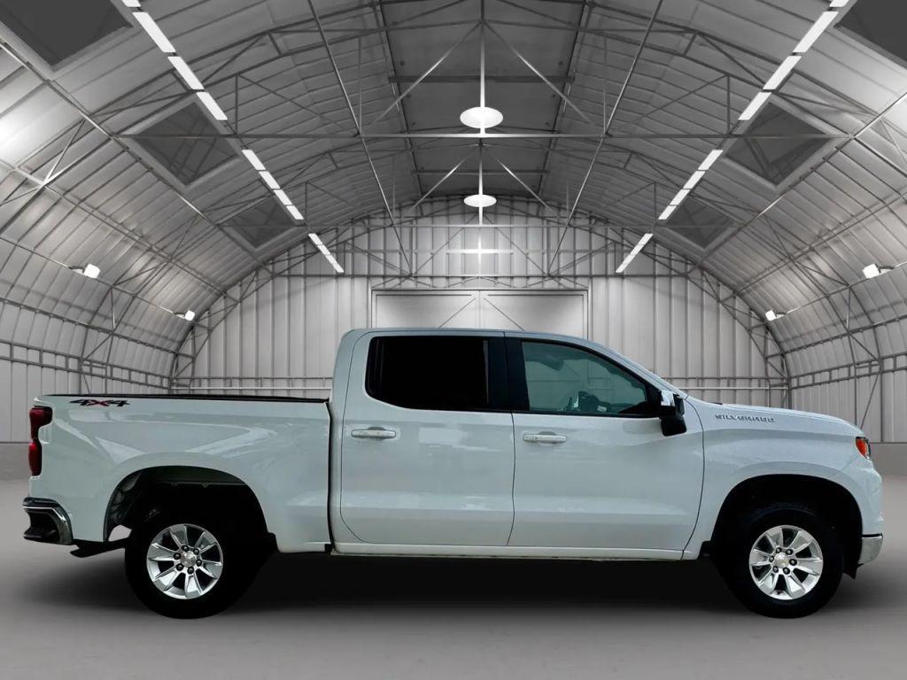 used 2025 Chevrolet Silverado 1500 car, priced at $40,788