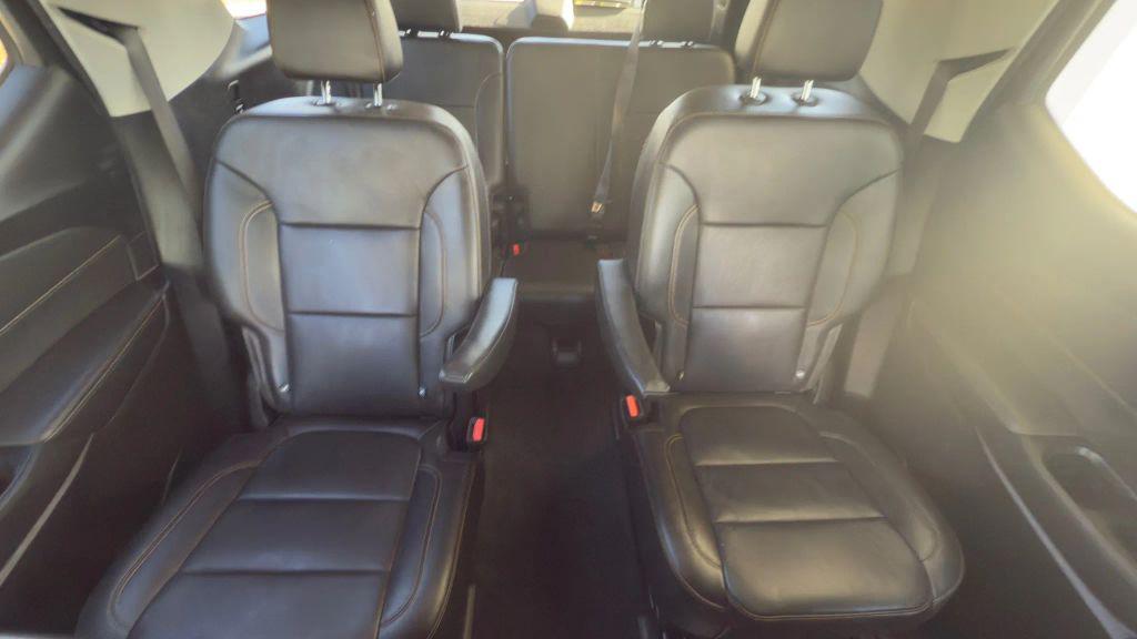 used 2020 Chevrolet Traverse car, priced at $16,300