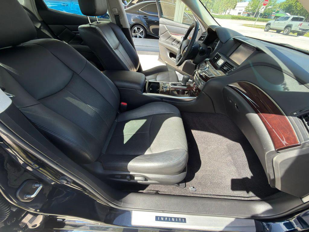 used 2015 INFINITI Q70 car, priced at $12,900
