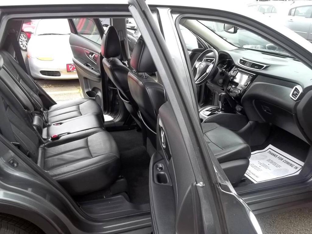 used 2015 Nissan Rogue car, priced at $11,994