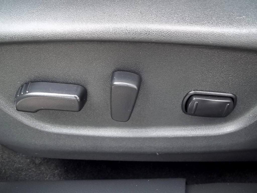 used 2015 Nissan Rogue car, priced at $11,994