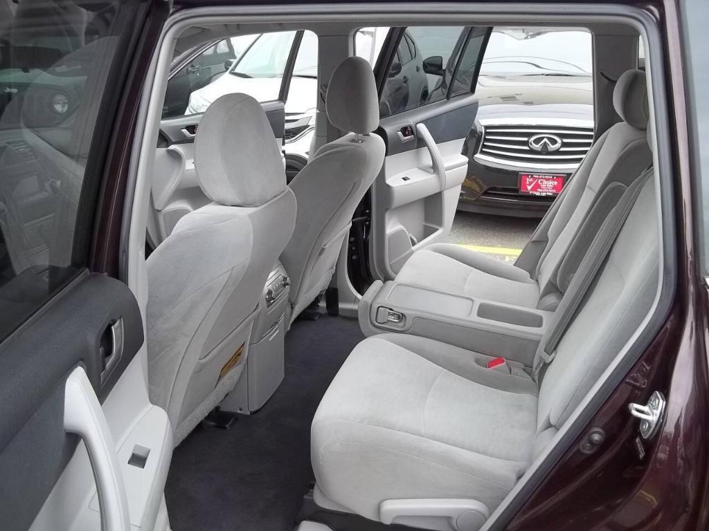 used 2012 Toyota Highlander car, priced at $13,994