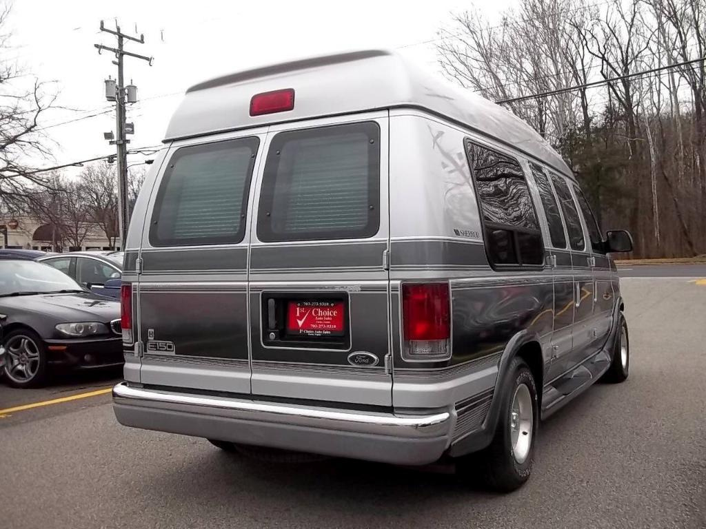used 2002 Ford E150 car, priced at $11,994