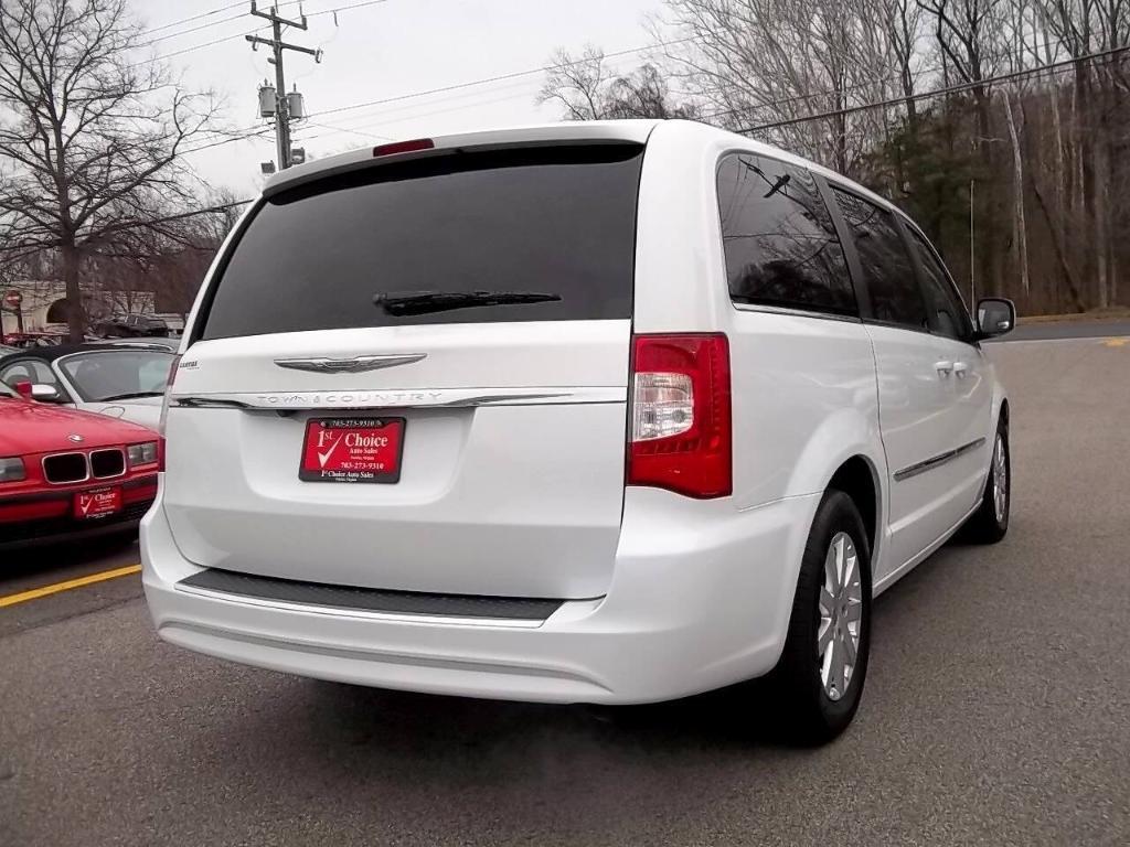 used 2015 Chrysler Town & Country car, priced at $9,994