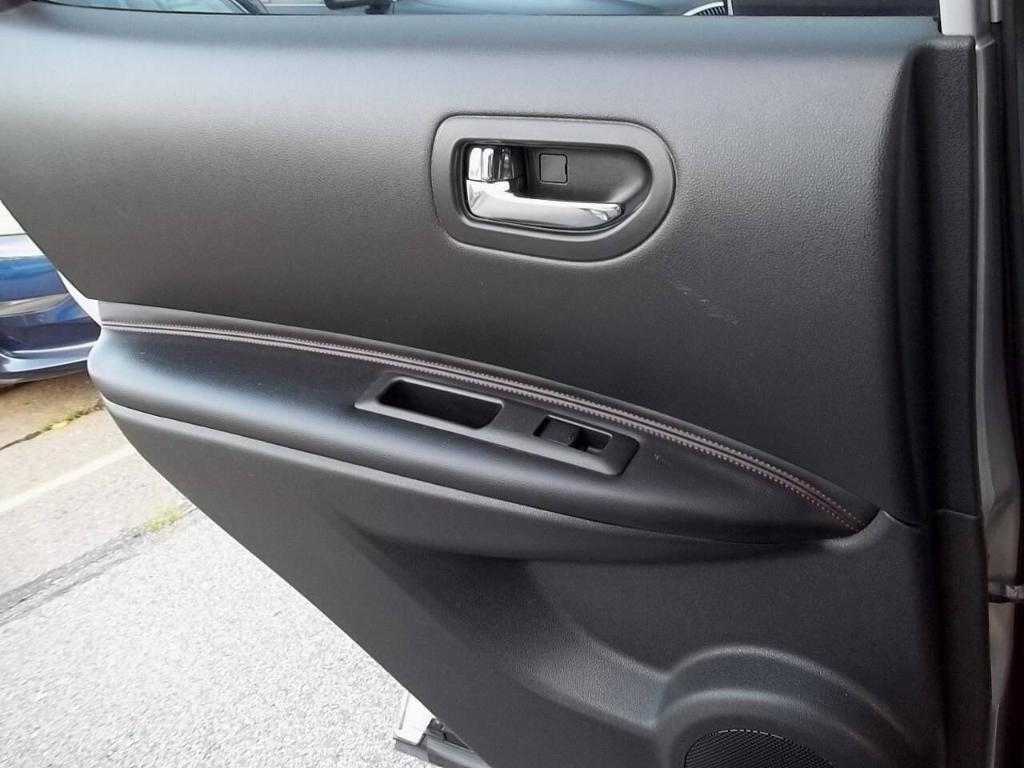 used 2013 Nissan Rogue car, priced at $9,994