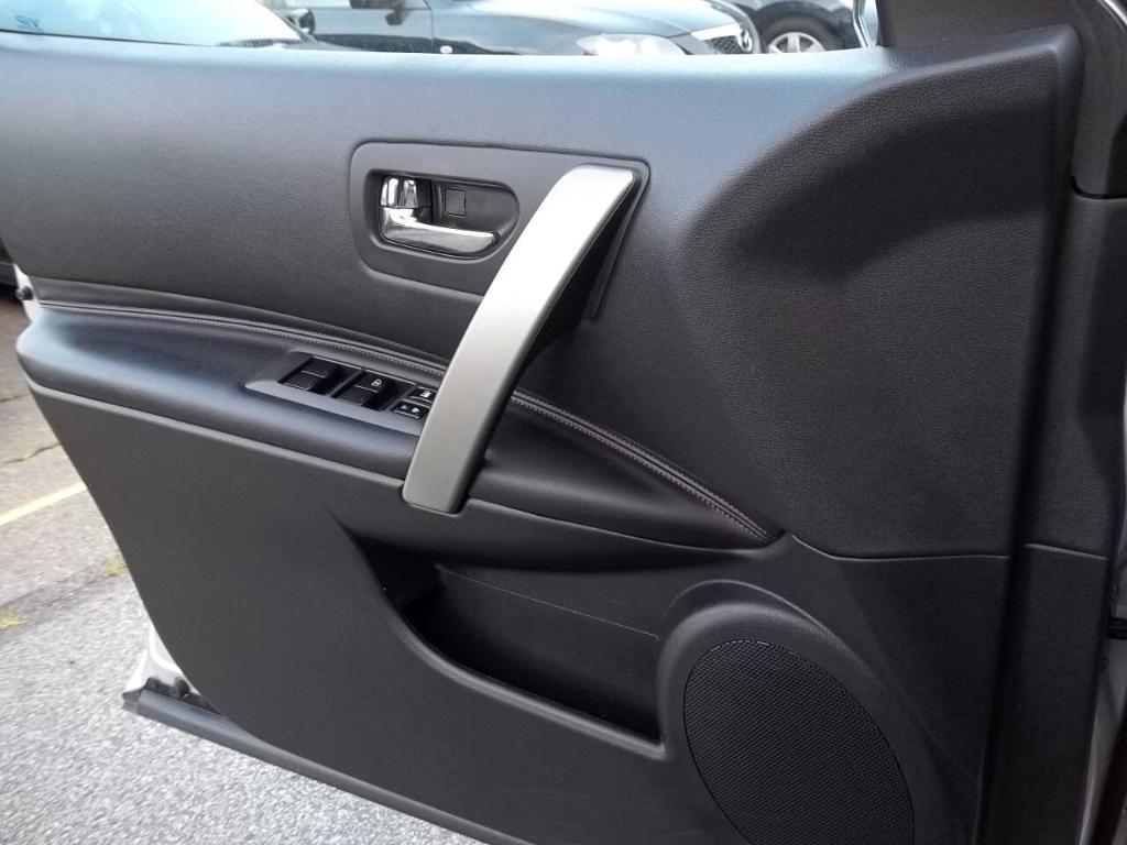 used 2013 Nissan Rogue car, priced at $9,994