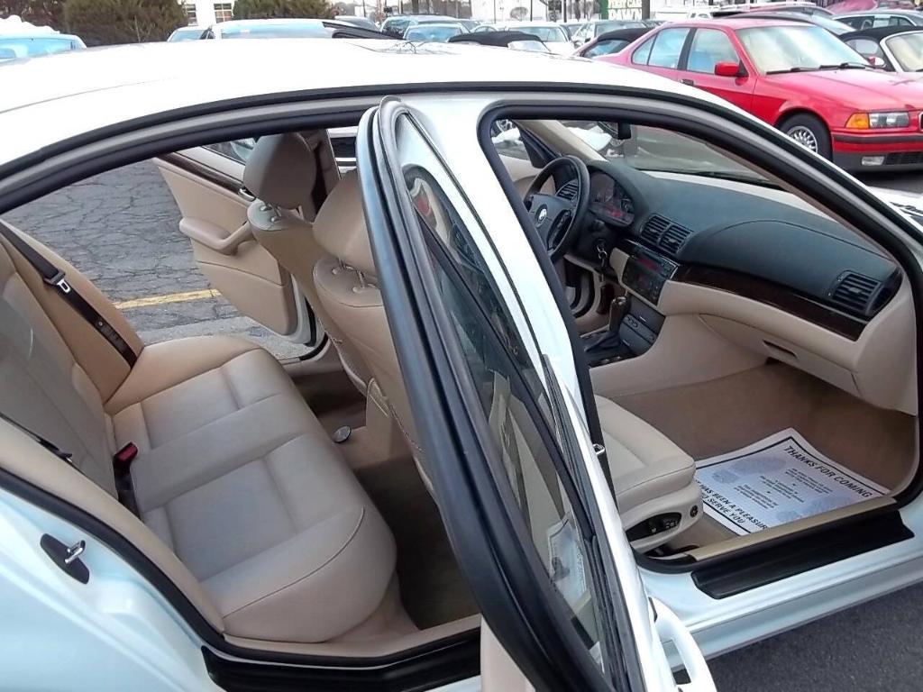 used 2005 BMW 325 car, priced at $7,994