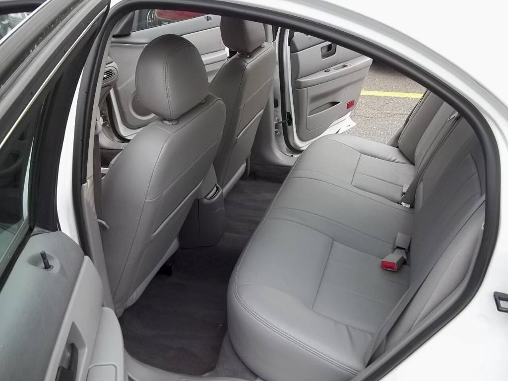 used 2005 Mercury Sable car, priced at $5,494