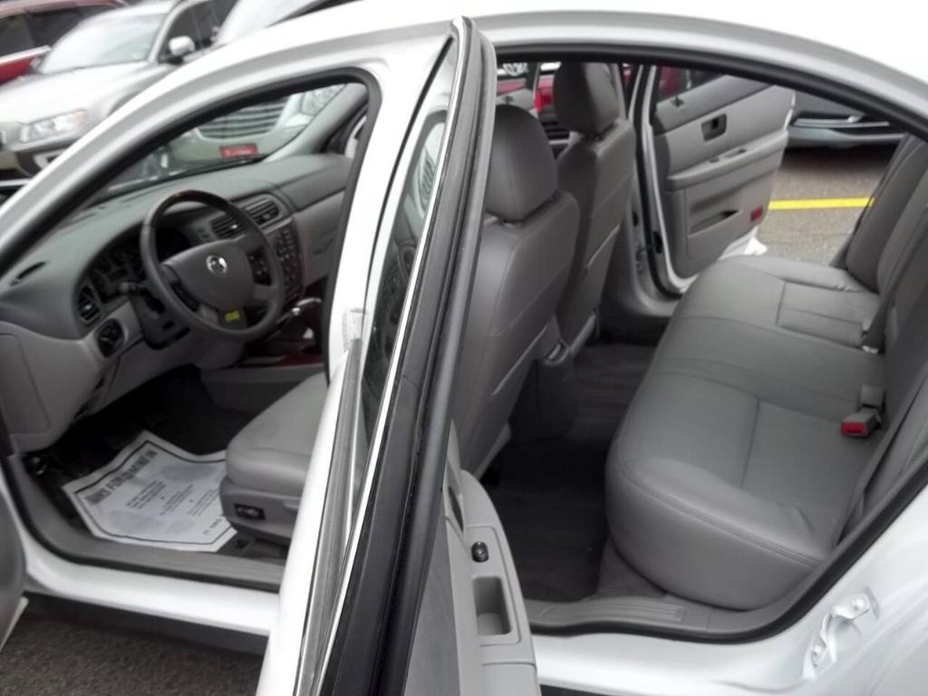 used 2005 Mercury Sable car, priced at $5,494