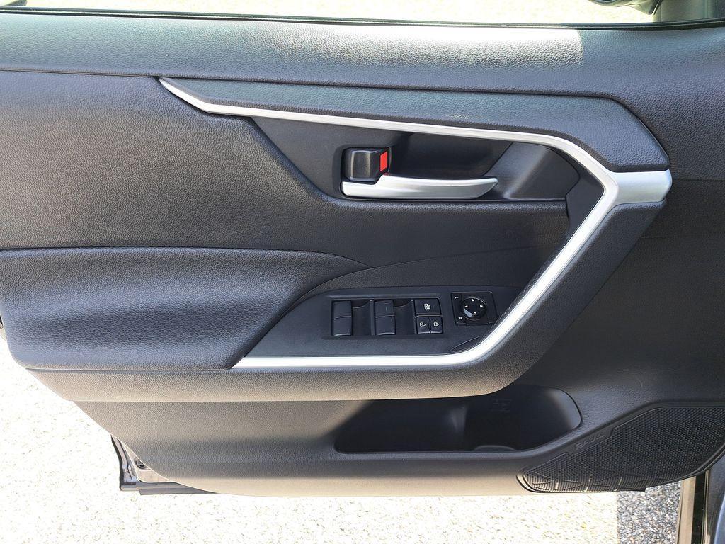 used 2020 Toyota RAV4 car, priced at $20,991