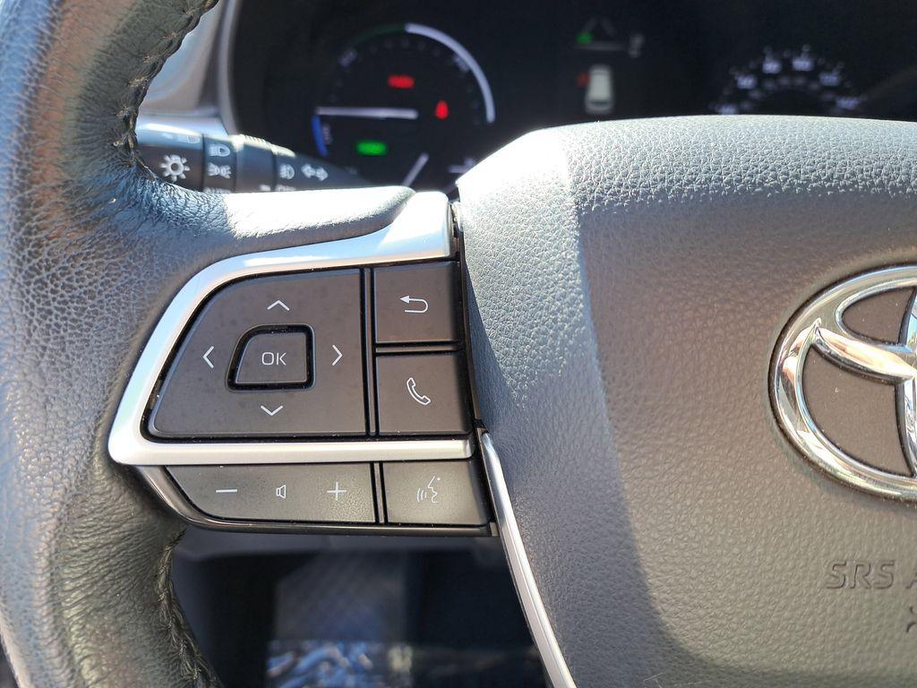 used 2021 Toyota Sienna car, priced at $30,420