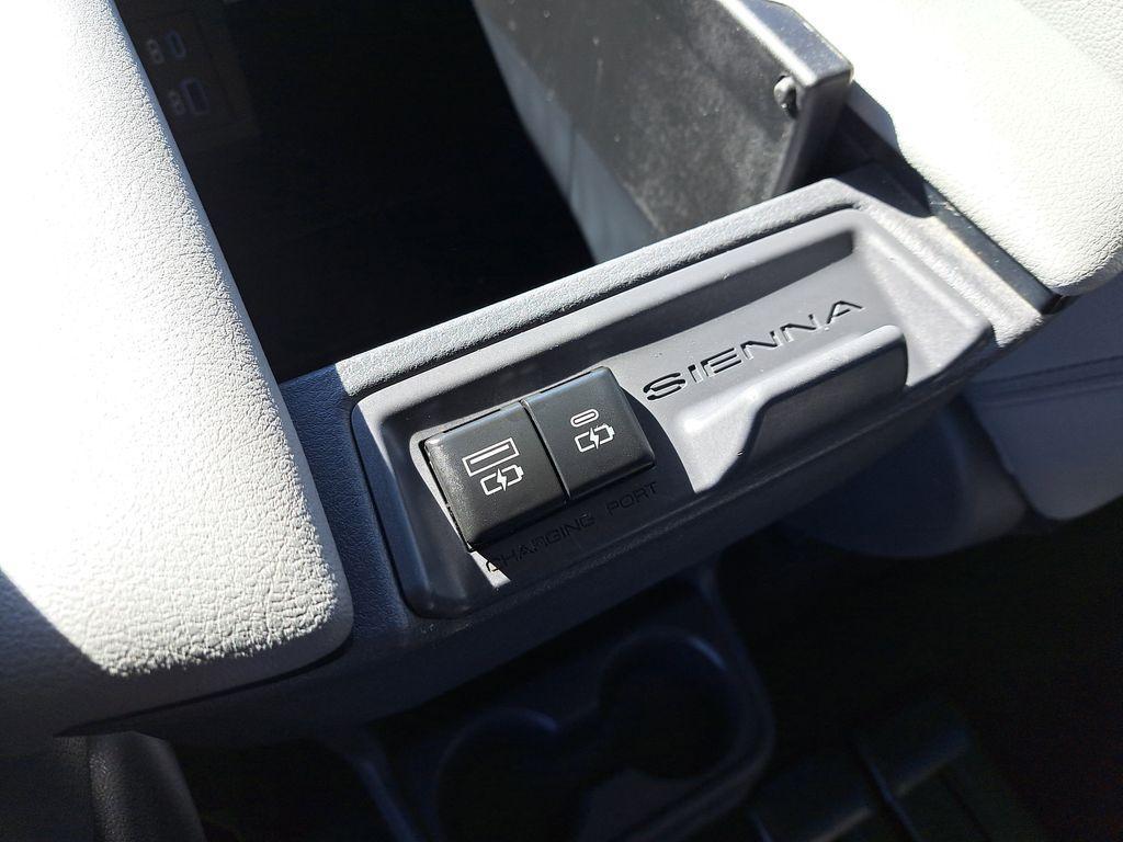 used 2021 Toyota Sienna car, priced at $30,420