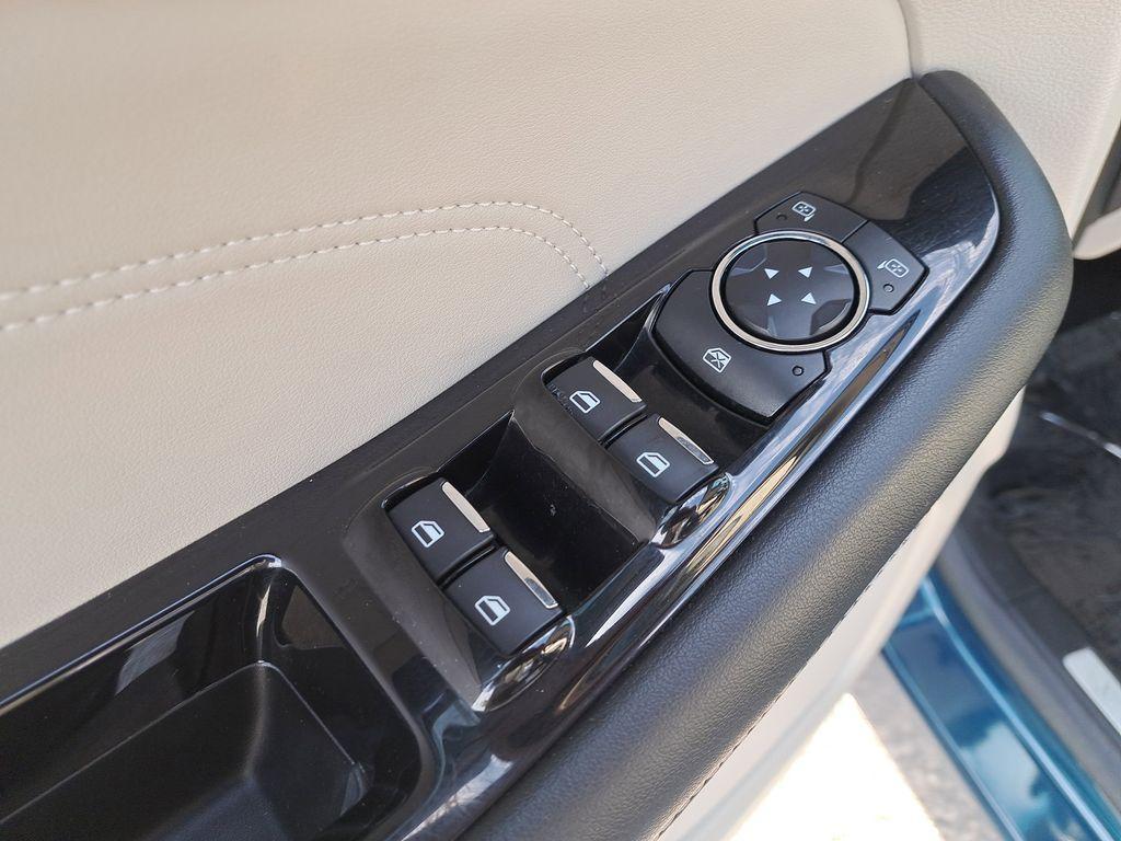 used 2020 Ford Edge car, priced at $22,998