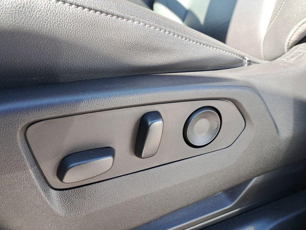 used 2023 Chevrolet Tahoe car, priced at $48,991