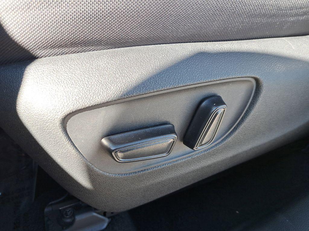 used 2021 Toyota Highlander car, priced at $23,715