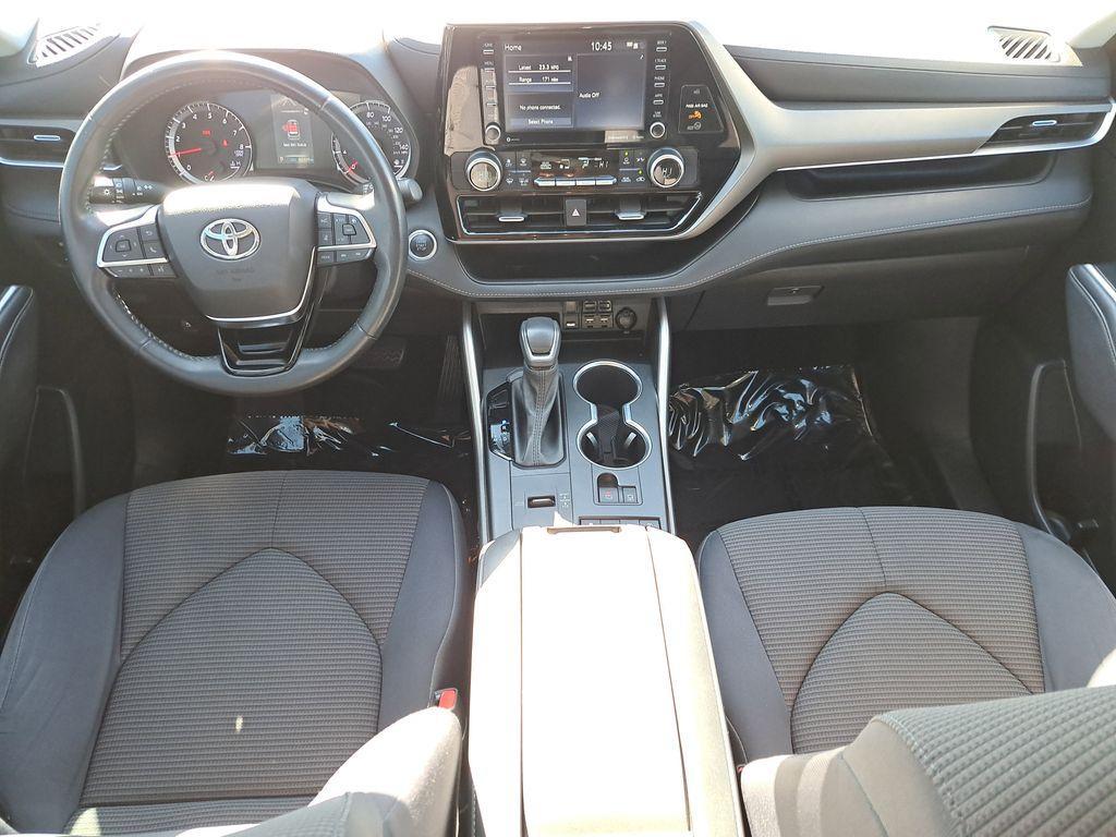 used 2021 Toyota Highlander car, priced at $23,715