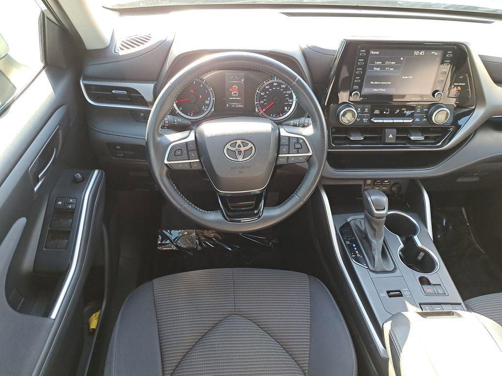 used 2021 Toyota Highlander car, priced at $23,715