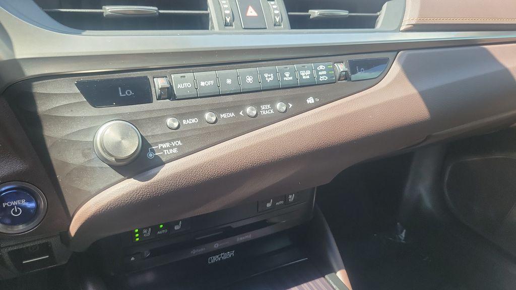 used 2021 Lexus ES 300h car, priced at $32,042