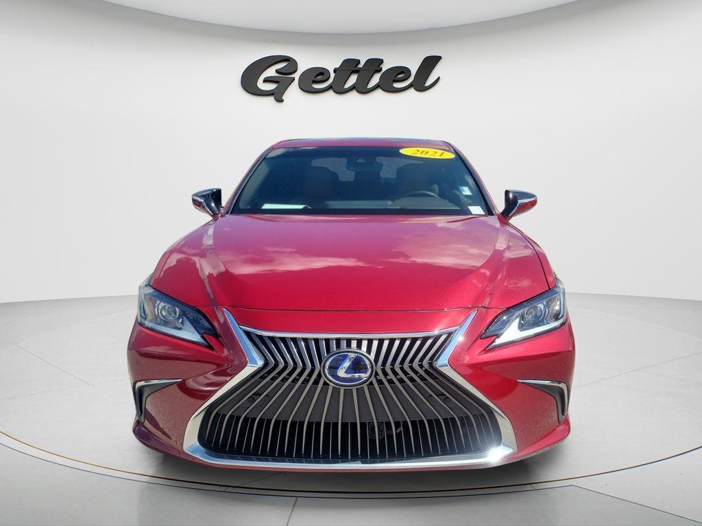 used 2021 Lexus ES 300h car, priced at $32,042
