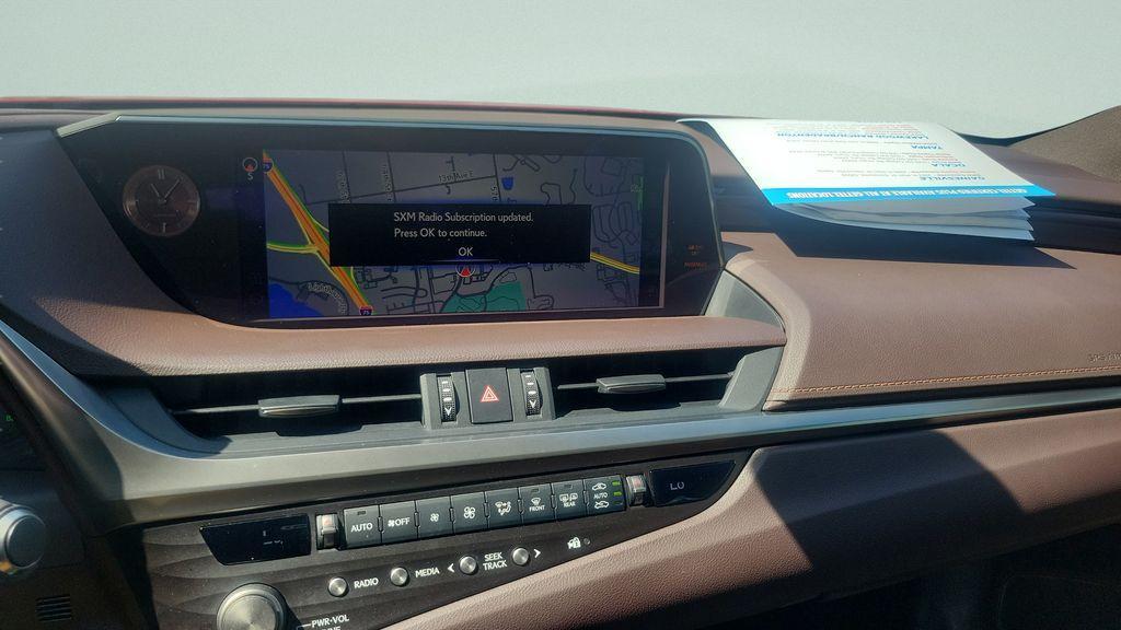 used 2021 Lexus ES 300h car, priced at $32,042