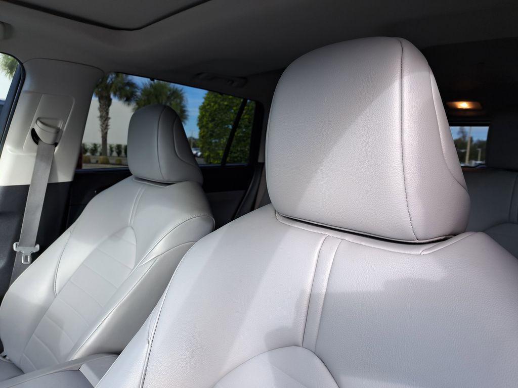 used 2023 Toyota Highlander car, priced at $32,798