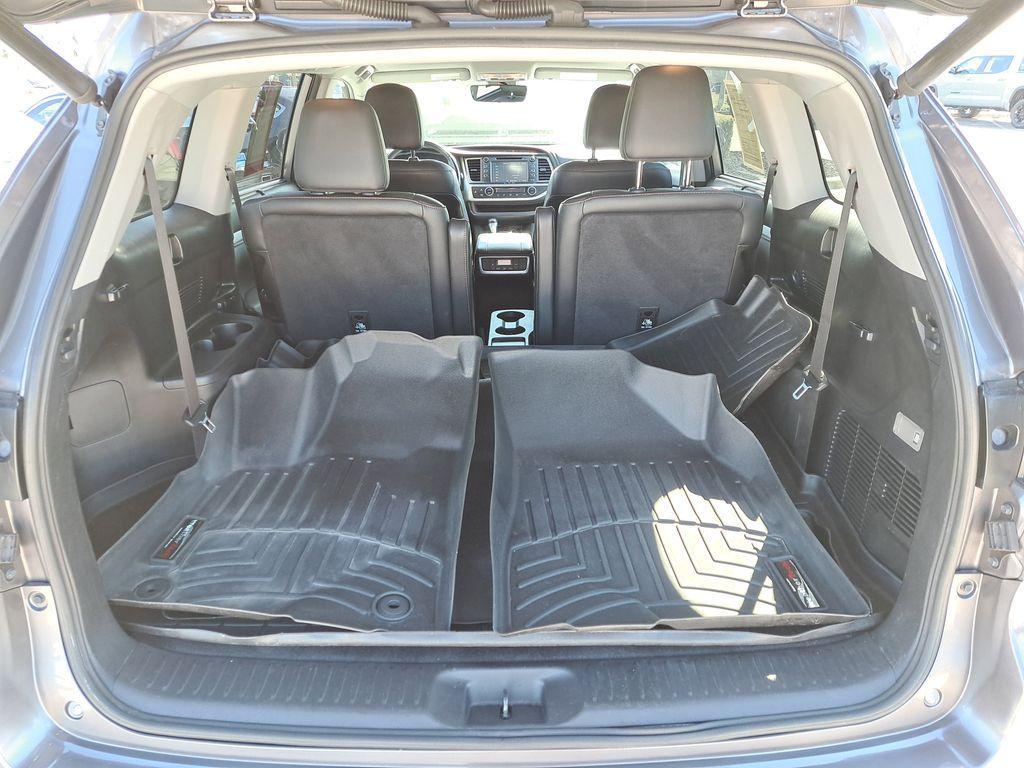 used 2019 Toyota Highlander car, priced at $22,303