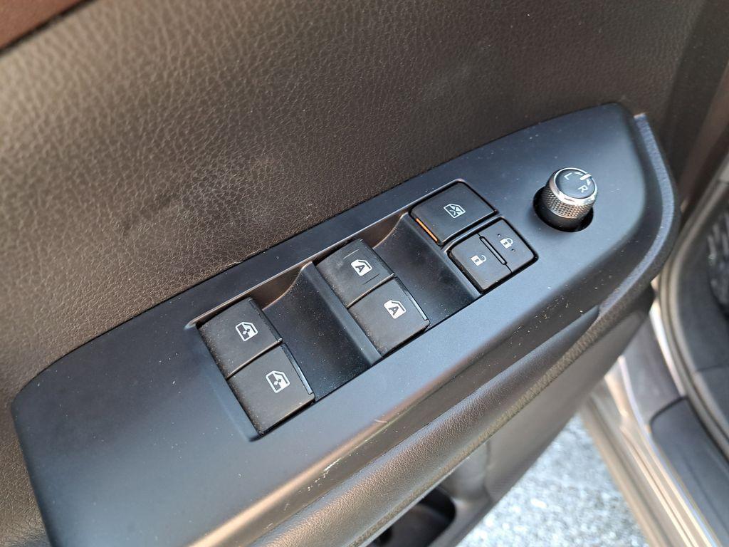 used 2019 Toyota Highlander car, priced at $22,303