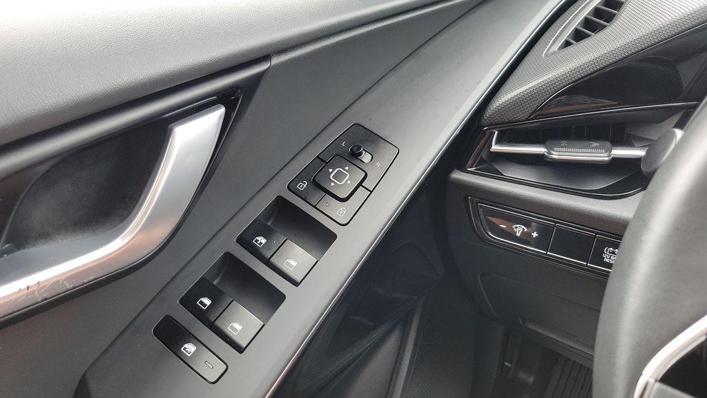 used 2023 Kia Niro car, priced at $25,604