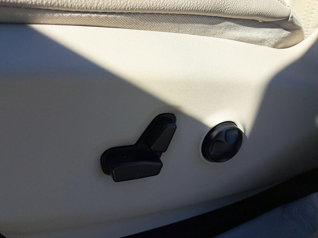 used 2019 Chrysler Pacifica car, priced at $16,586