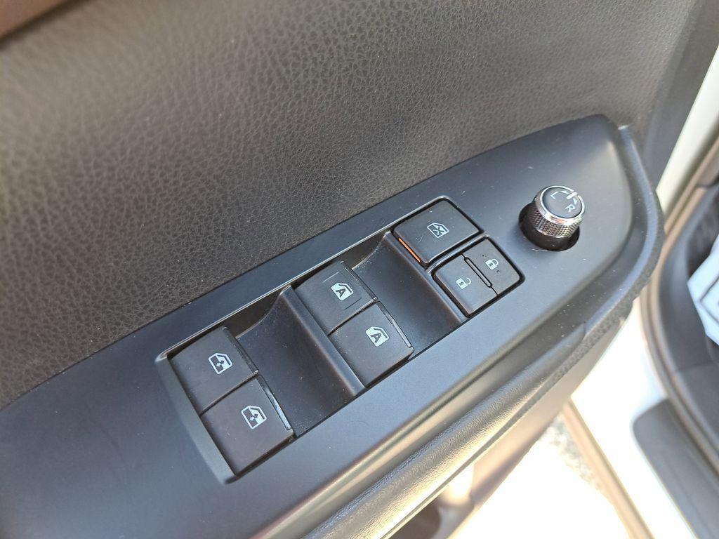 used 2018 Toyota Highlander car, priced at $23,535