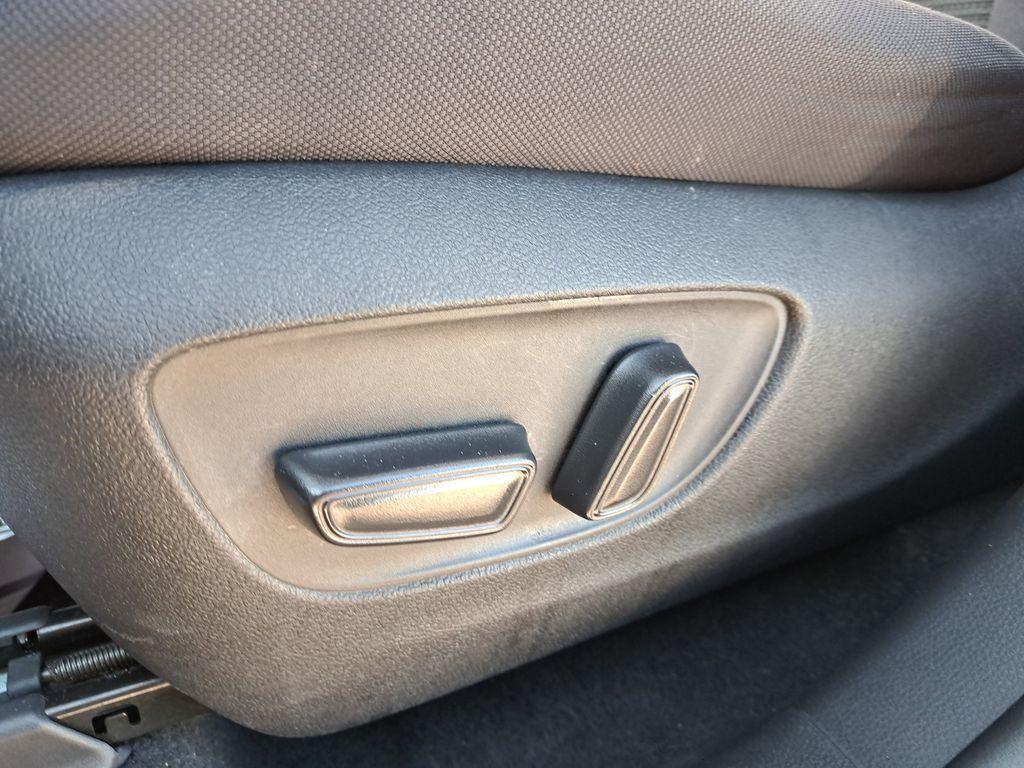 used 2023 Toyota Highlander car, priced at $29,991