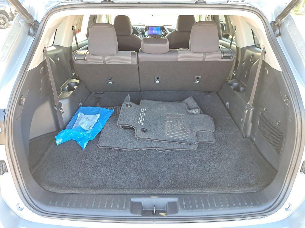 used 2023 Toyota Highlander car, priced at $29,991